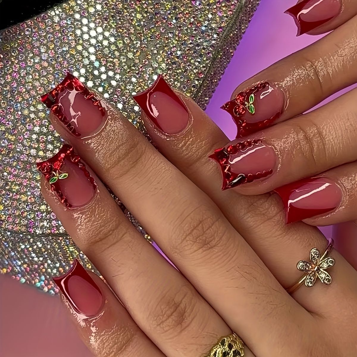 Nail Art Simple - 24 Adet Hazır Takma Tırnak Fransız