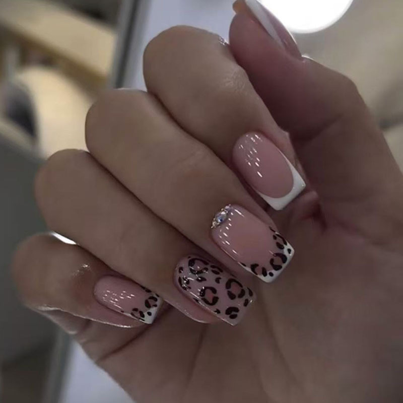 24 Adet Hazır Takma Tırnak Fra - Nail Art Simple incelemesi ve fiyatı
